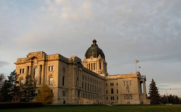 La Saskatchewan publie les règlements d’application de sa loi intitulée The Franchise Disclosure Act